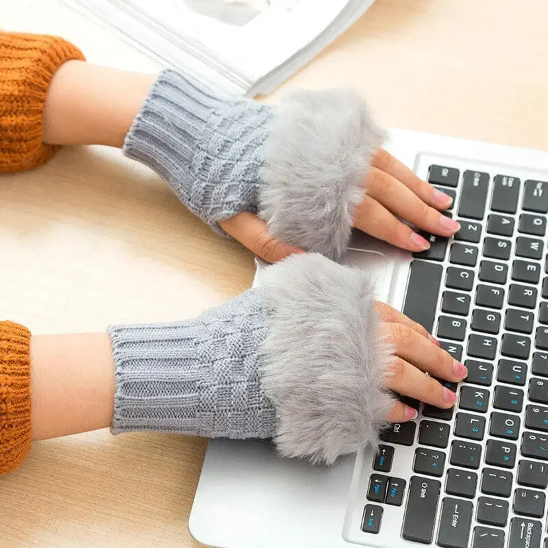 Winter Gloves Pakistan