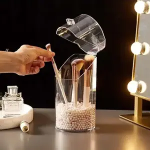 makeup brush holder with lid